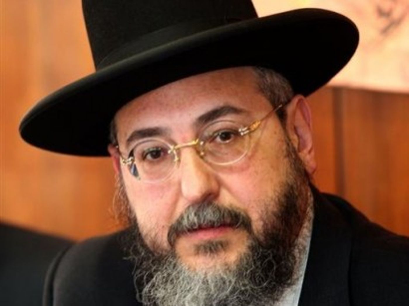 זעם חרדי: "גונן גינת, שרלו ובני לאו – איך אתם מעיזים?"