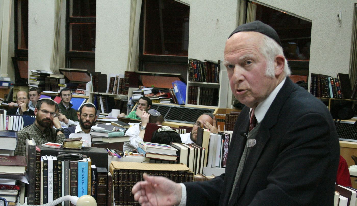 הרב ליכטנשטיין, כיצד גורמים לאדם להידבק באלוהים?