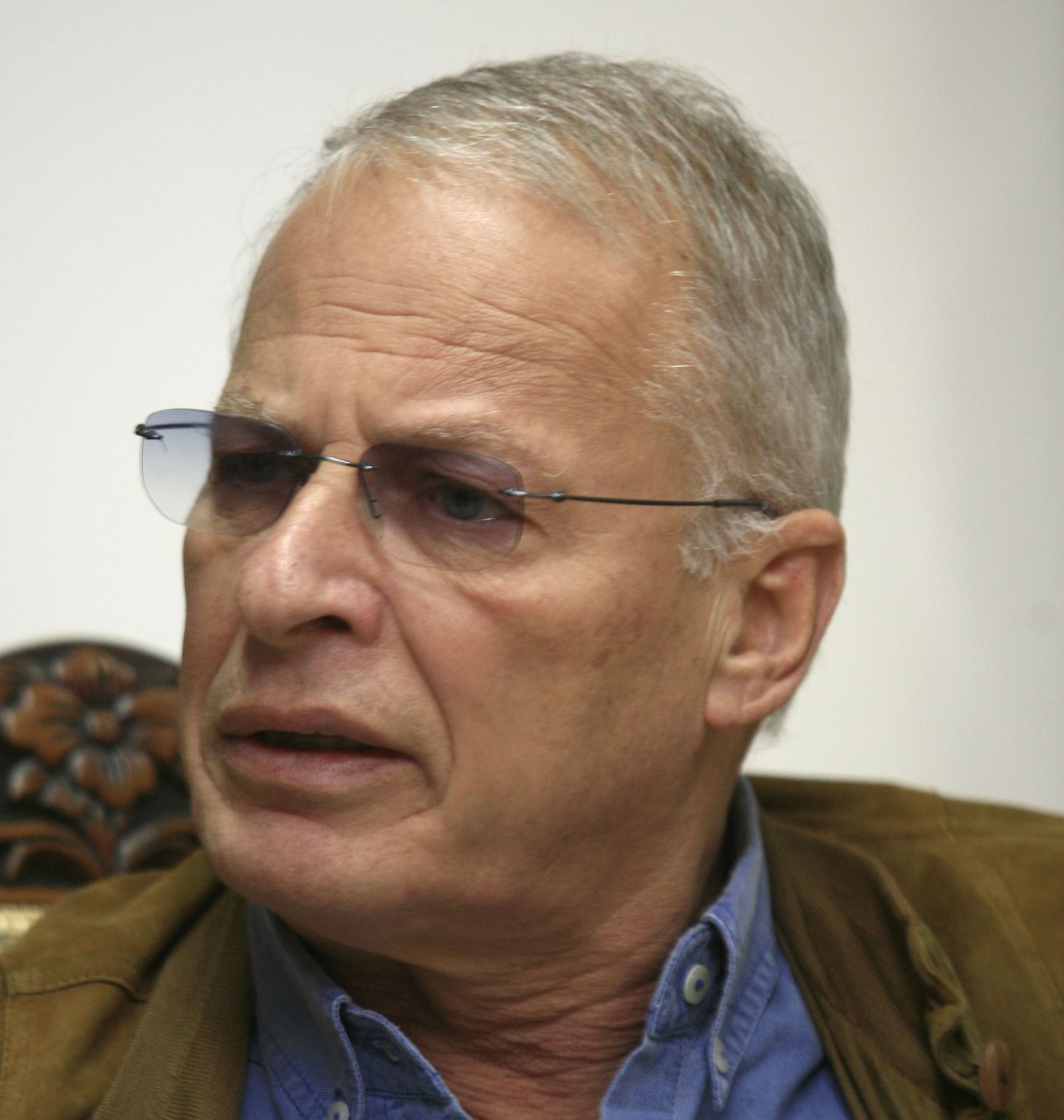 יערי עצבני: "שערוריה, מה פתאום רדיו קול חי?"