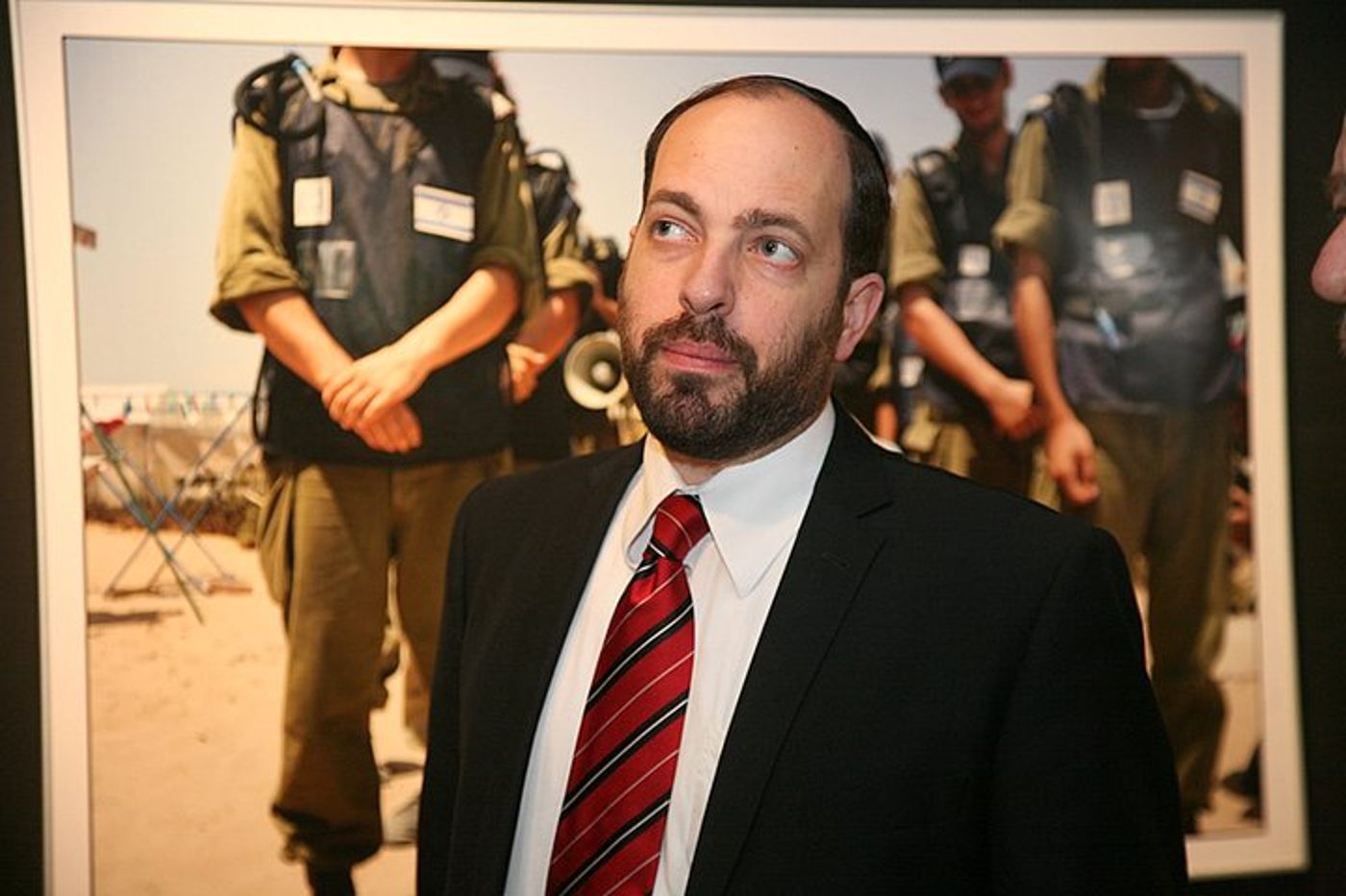 השר אטיאס במוזיאון גוש קטיף: די לנסיגות חד צדדיות