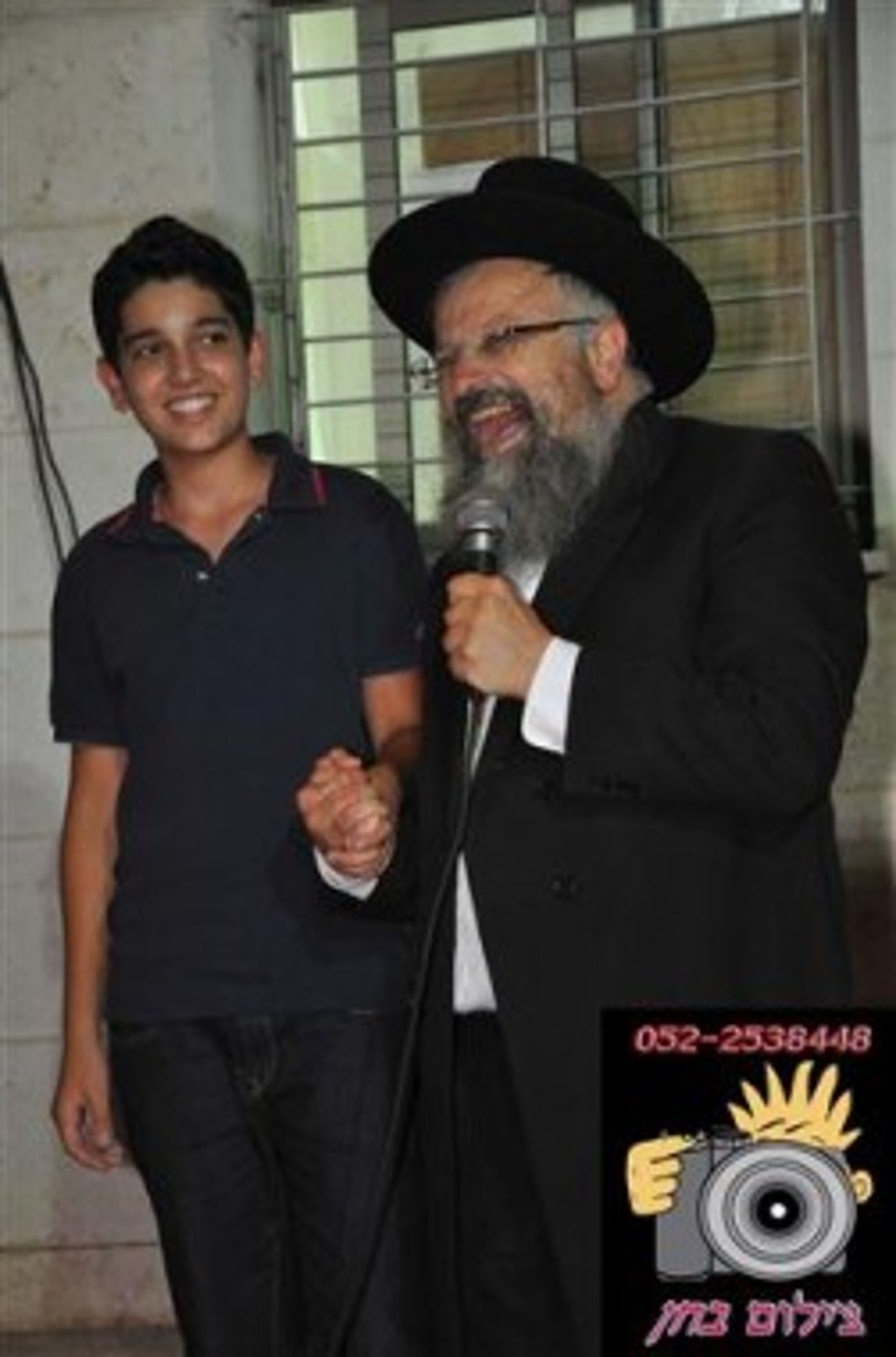 טירת הכרמל מתעוררת וזוכרת את הרב מרדכי אליהו זצ"ל