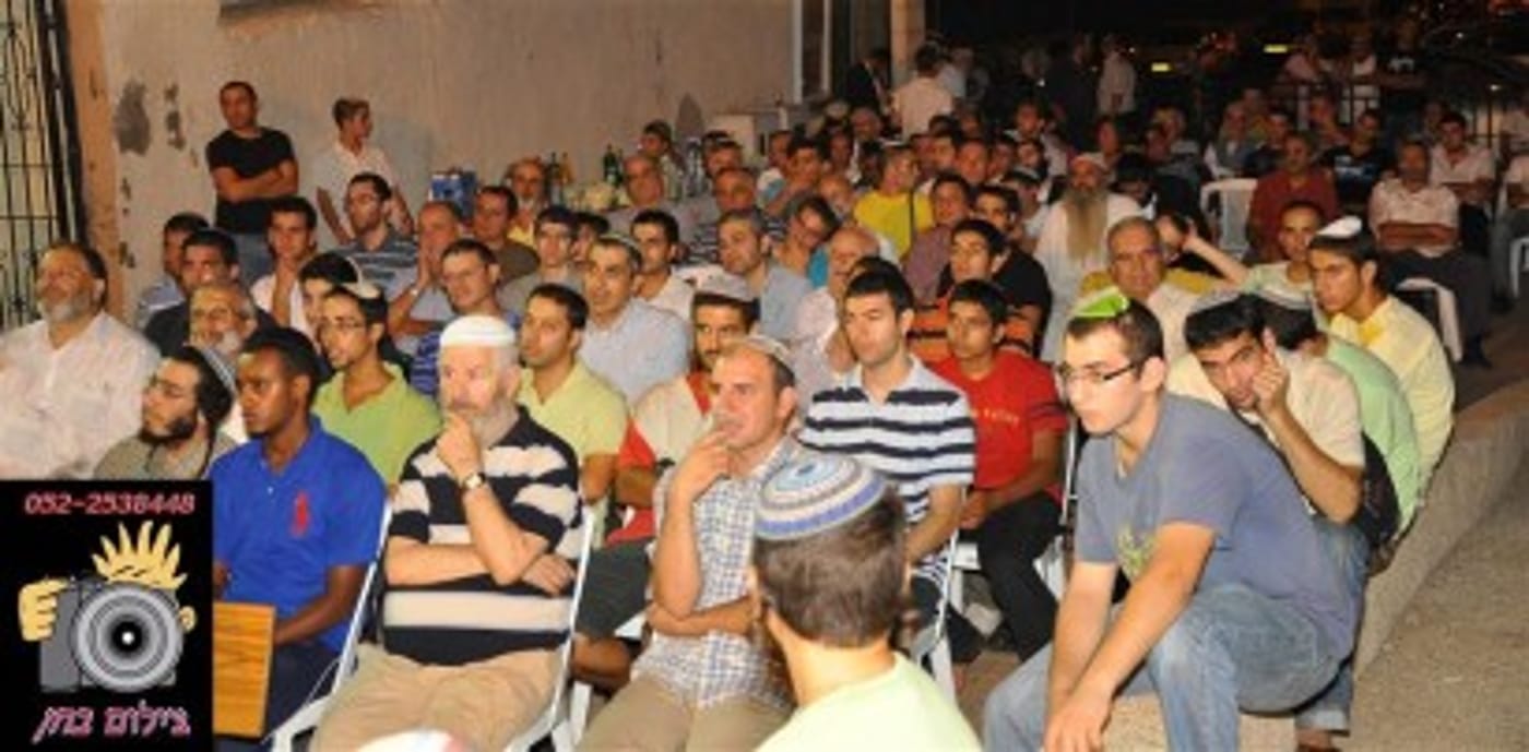 טירת הכרמל מתעוררת וזוכרת את הרב מרדכי אליהו זצ"ל