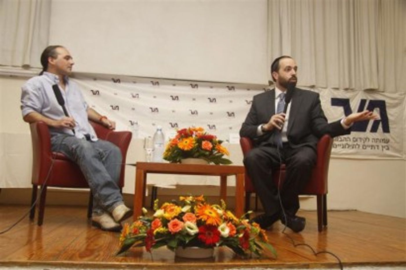 השר אטיאס: "לא אתן לילדי להיפגש עם חילונים"