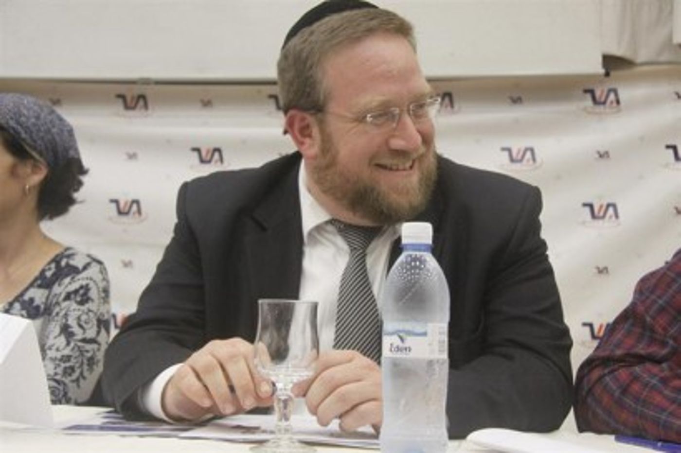 השר אטיאס: "לא אתן לילדי להיפגש עם חילונים"