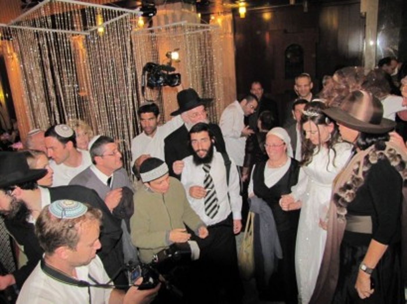 מזל טוב: מרגלית הר שפי התחתנה עם בחיר ליבה