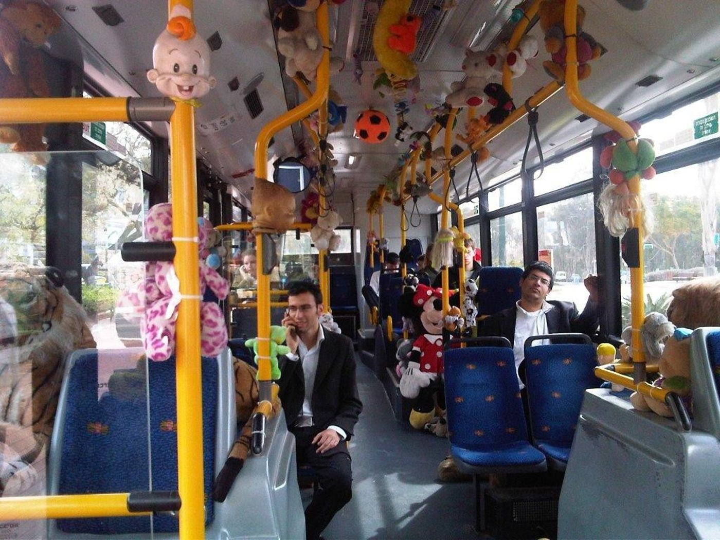 תמונות כמו בחו"ל: אוטובוס לא שגרתי