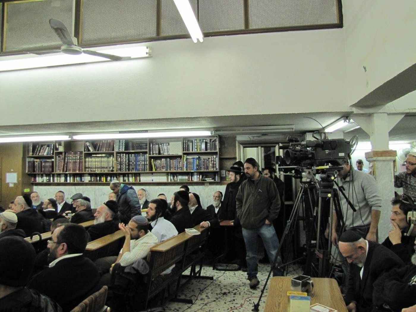 תמונות מכנס התמיכה ברב דב ליאור וברב יעקב יוסף