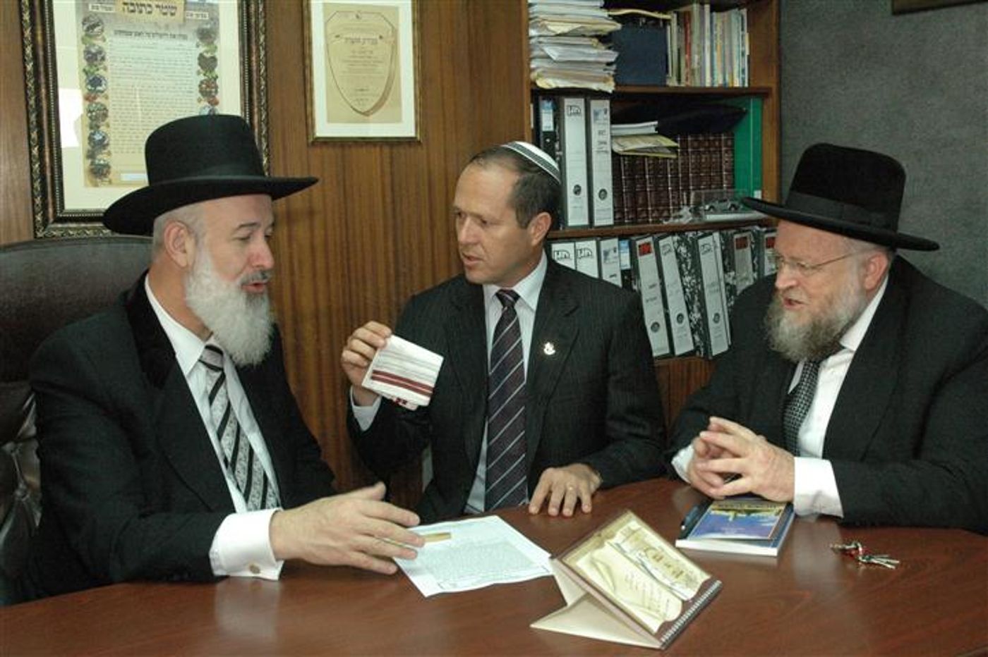 בירה ללא חמץ: ברקת מכר את החמץ של ירושלים