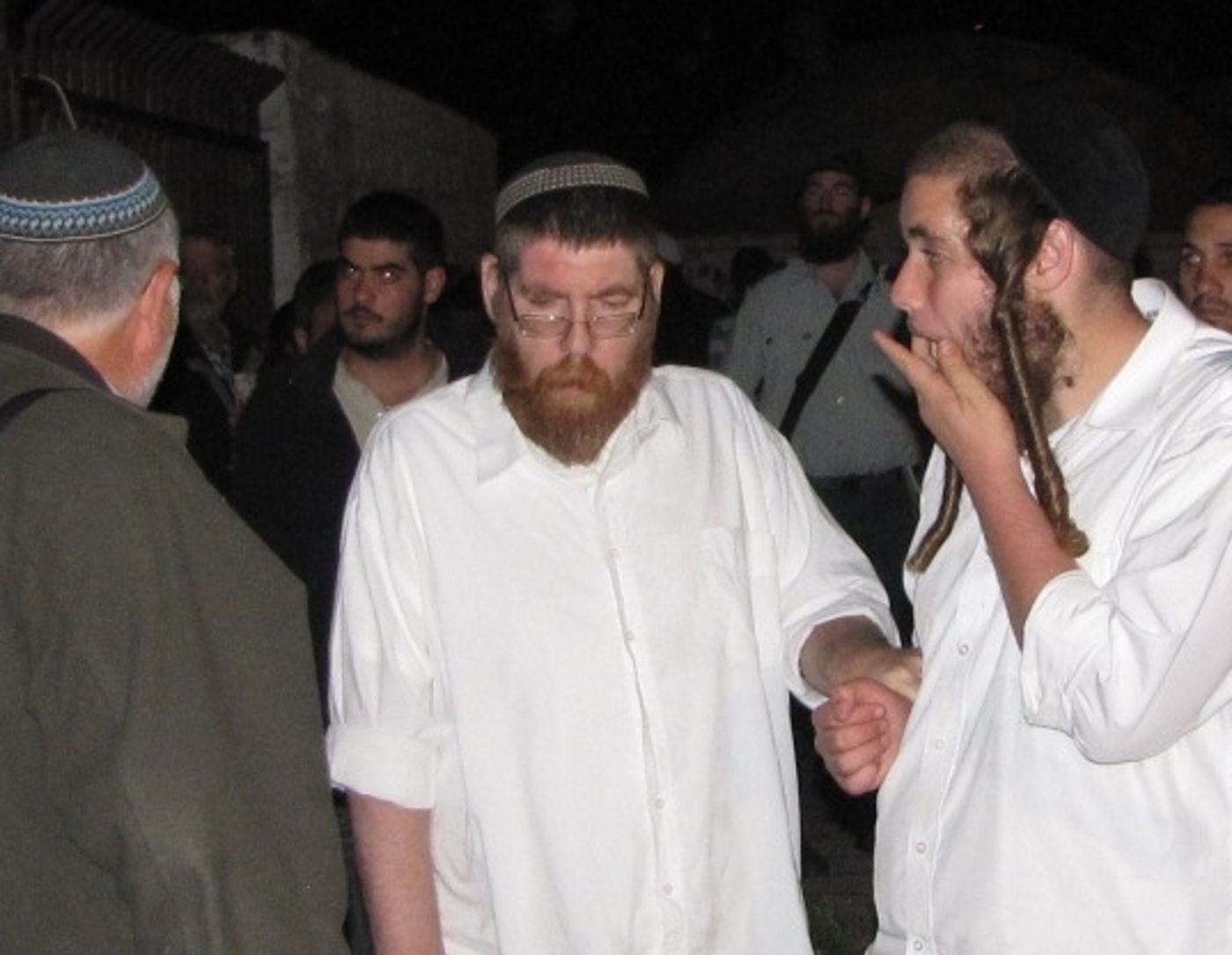 משפחת לבנת קמה מהשבעה ועלתה לתפילה בקבר יוסף