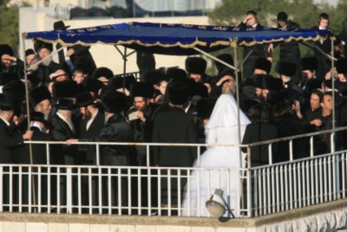 החתן ברח מהחתונה, הכלה תובעת מיליון ש"ח פיצויים