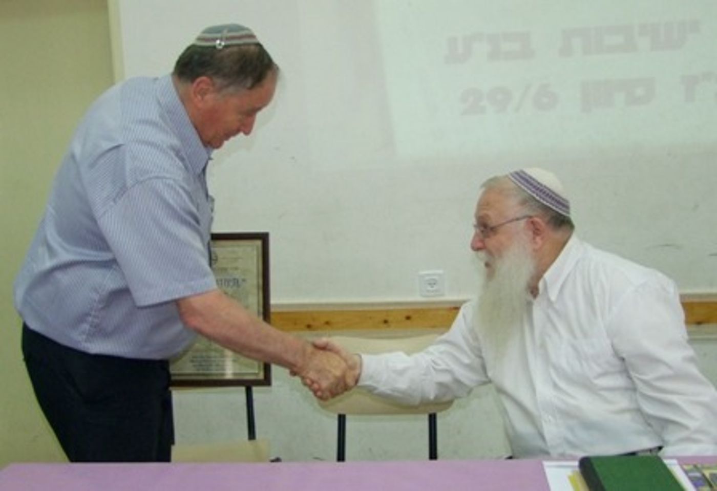מרכז ישיבות בני עקיבא סיכם שנה עם הוקרה לרן ארז