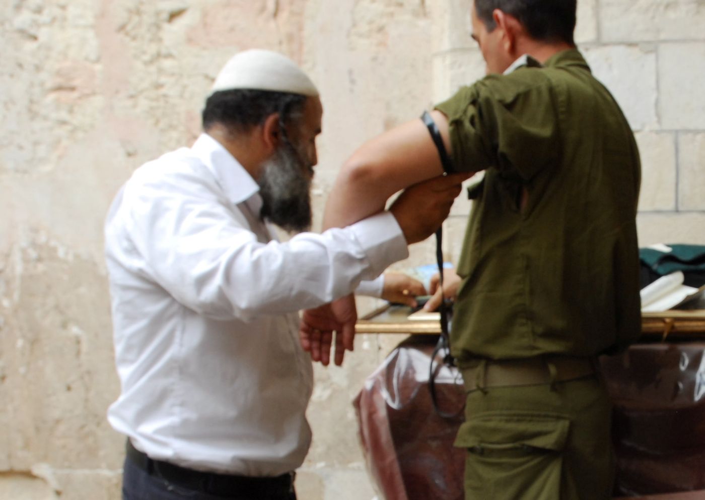 המחיר הרוחני של קירוב רחוקים – מוצדק!