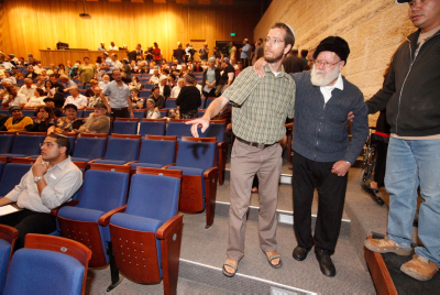 "חנוכת היכל התרבות בקרית ארבע היא תשובתנו הציונית"