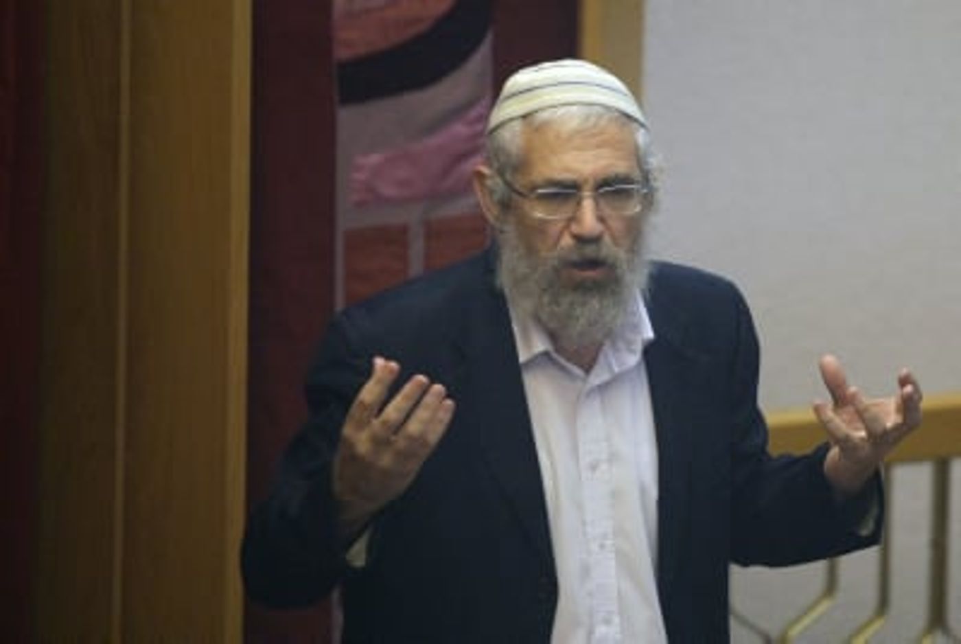 התפתחות במשפט הרב אלון: עדים חדשים צורפו לתביעה