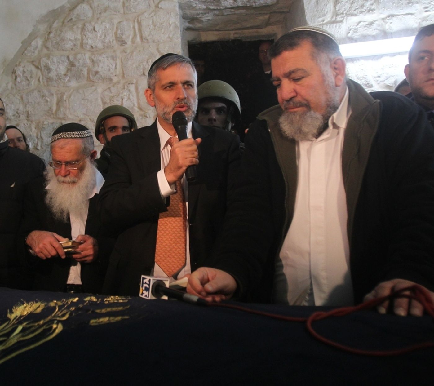 אלי ישי: "ברור שצריך לחזור לקבר יוסף בצורה מלאה"