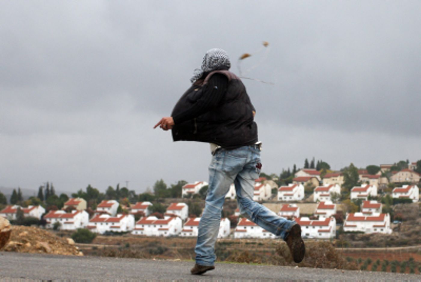 לא הגיע לכותרות: יידוי אבנים בעת פינוי מאחז בלתי חוקי