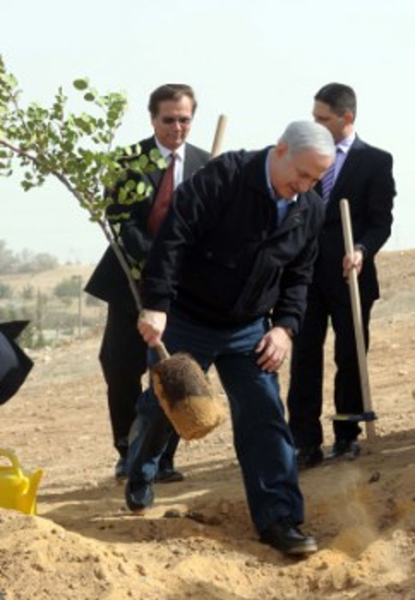 נתניהו, הרב הרשקוביץ, רובי ריבלין והאדמו"ר מקאליב