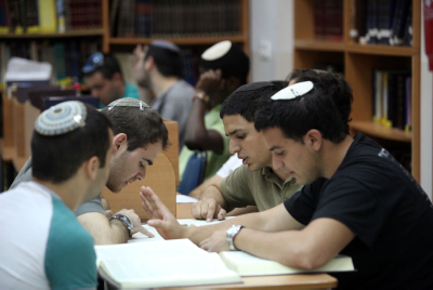עשה לך תואר רב: לימודי רבנות בהתכתבות