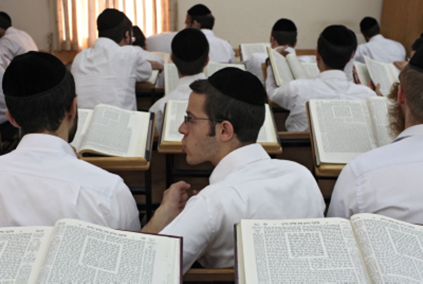 הרב רוזן חושף דו שיח חרדי פנימי בעניין חוק טל