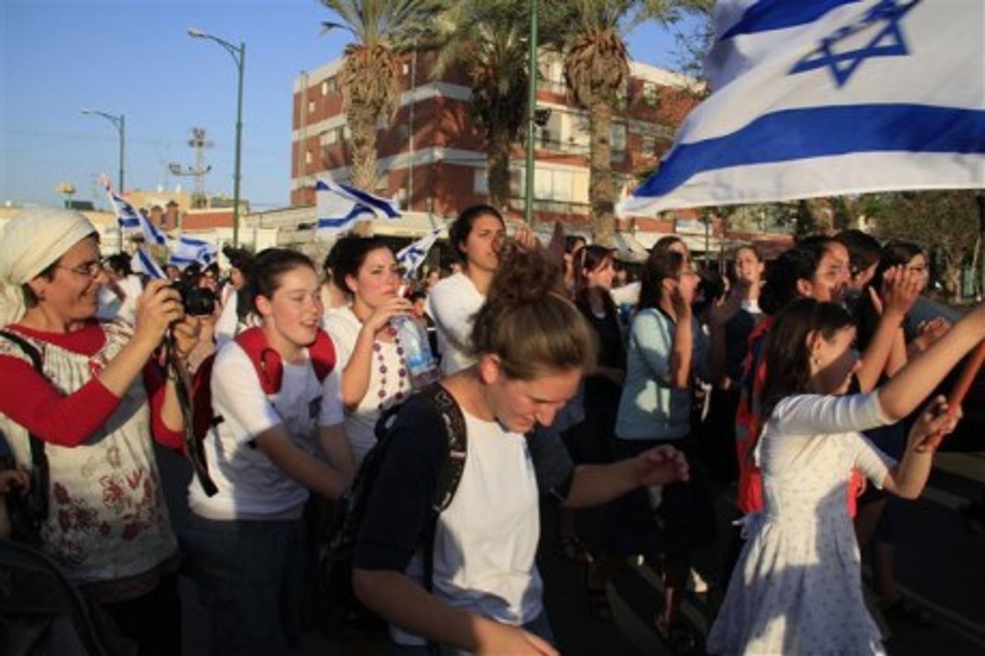 צעירי הציונות הדתית מתאחדים ומחזקים את תושבי הדרום