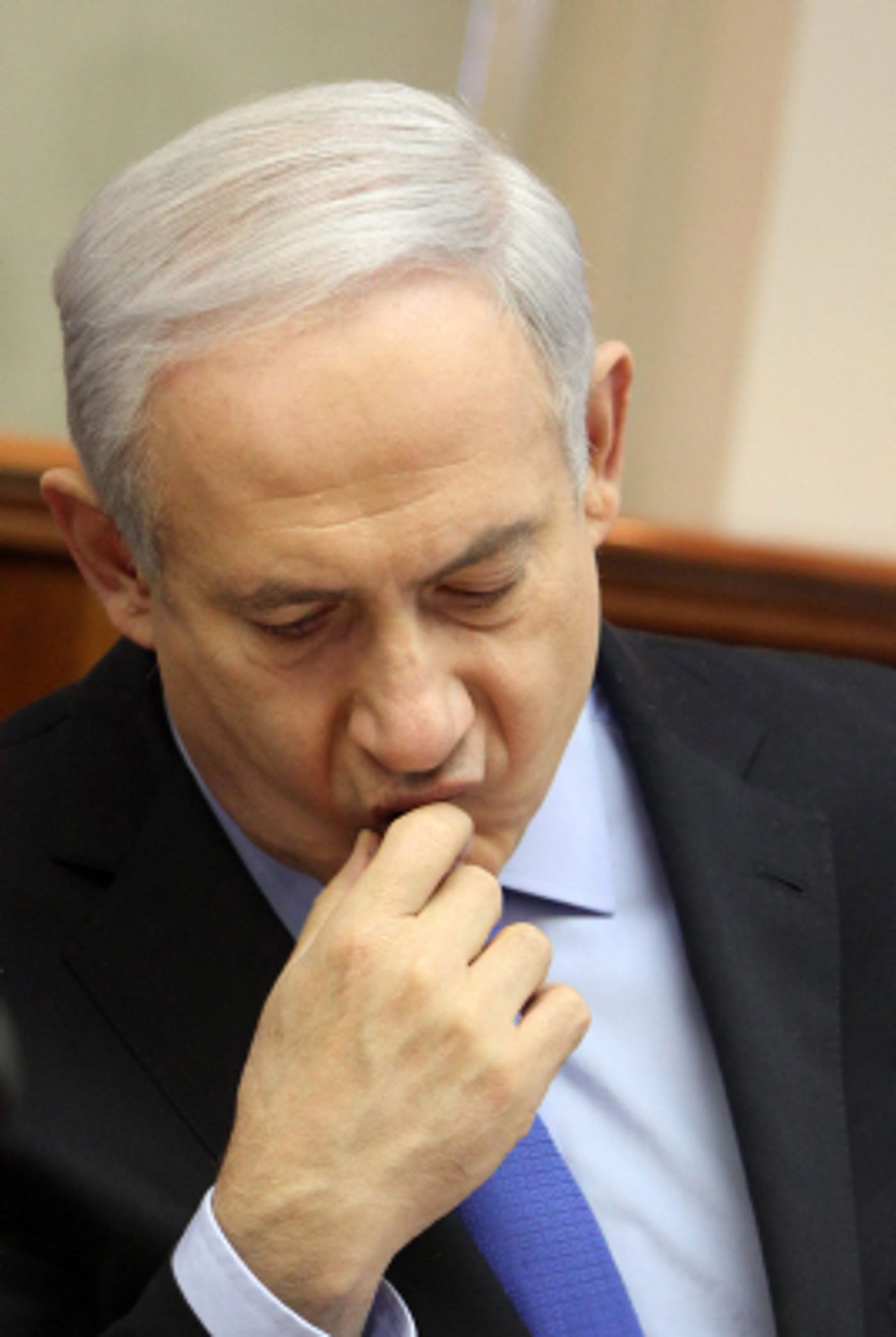 ישיבת הממשלה נפתחה בדקת דומיה לזכרו של אריאל שרון