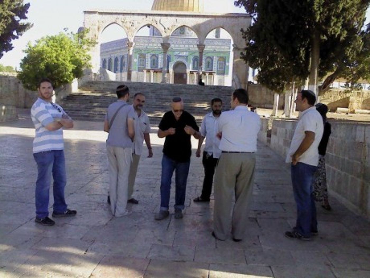 אחרי שמונה ימים: הר הבית שב ונפתח לכניסת יהודים