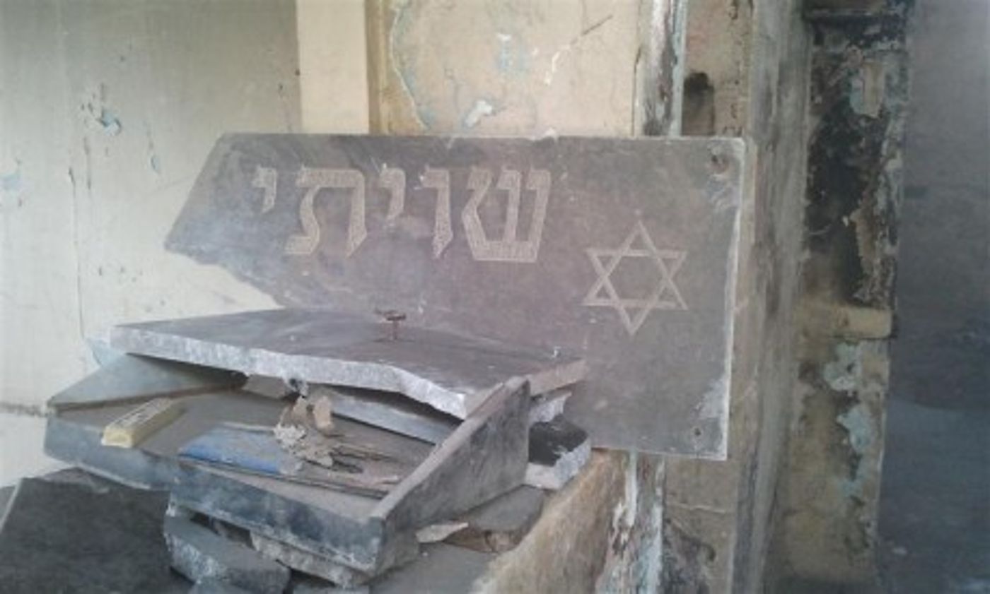 עשרים שנה אחרי שנשרף יחזור בית הכנסת לפעילות