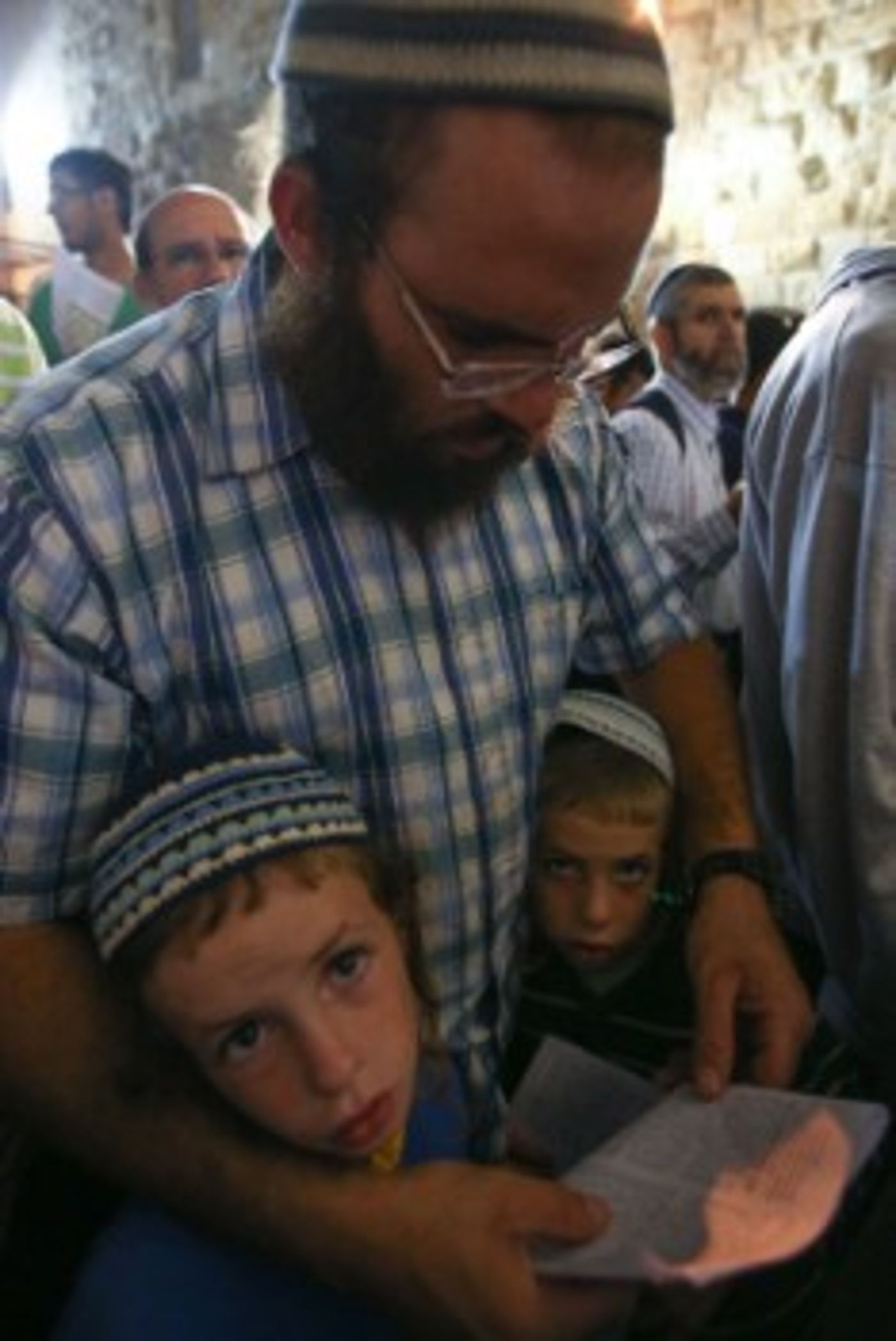 תמונות ממעמד התפילה והסליחות בכותל המערבי