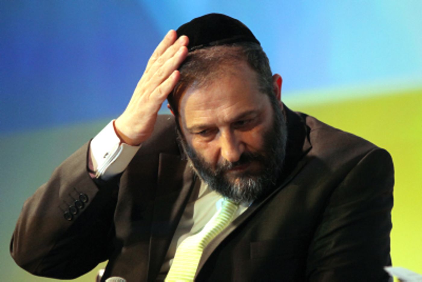 פני הדור כפני הכלא: בכנסת אין מקום למורשעים
