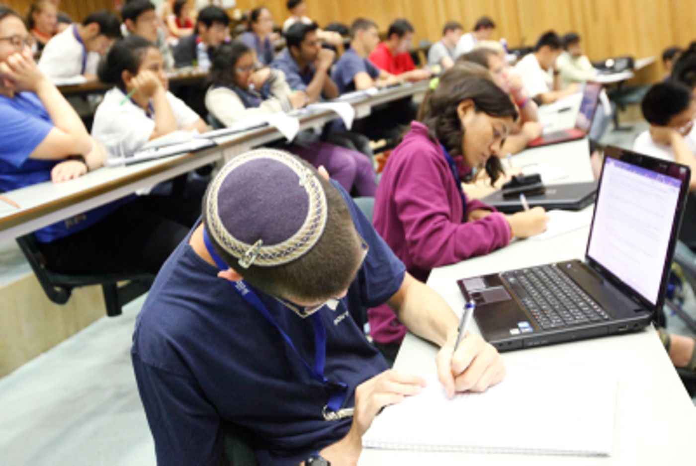 סטודנט בבר אילן הוצא משיעור לאחר שסרב לחבוש כיפה
