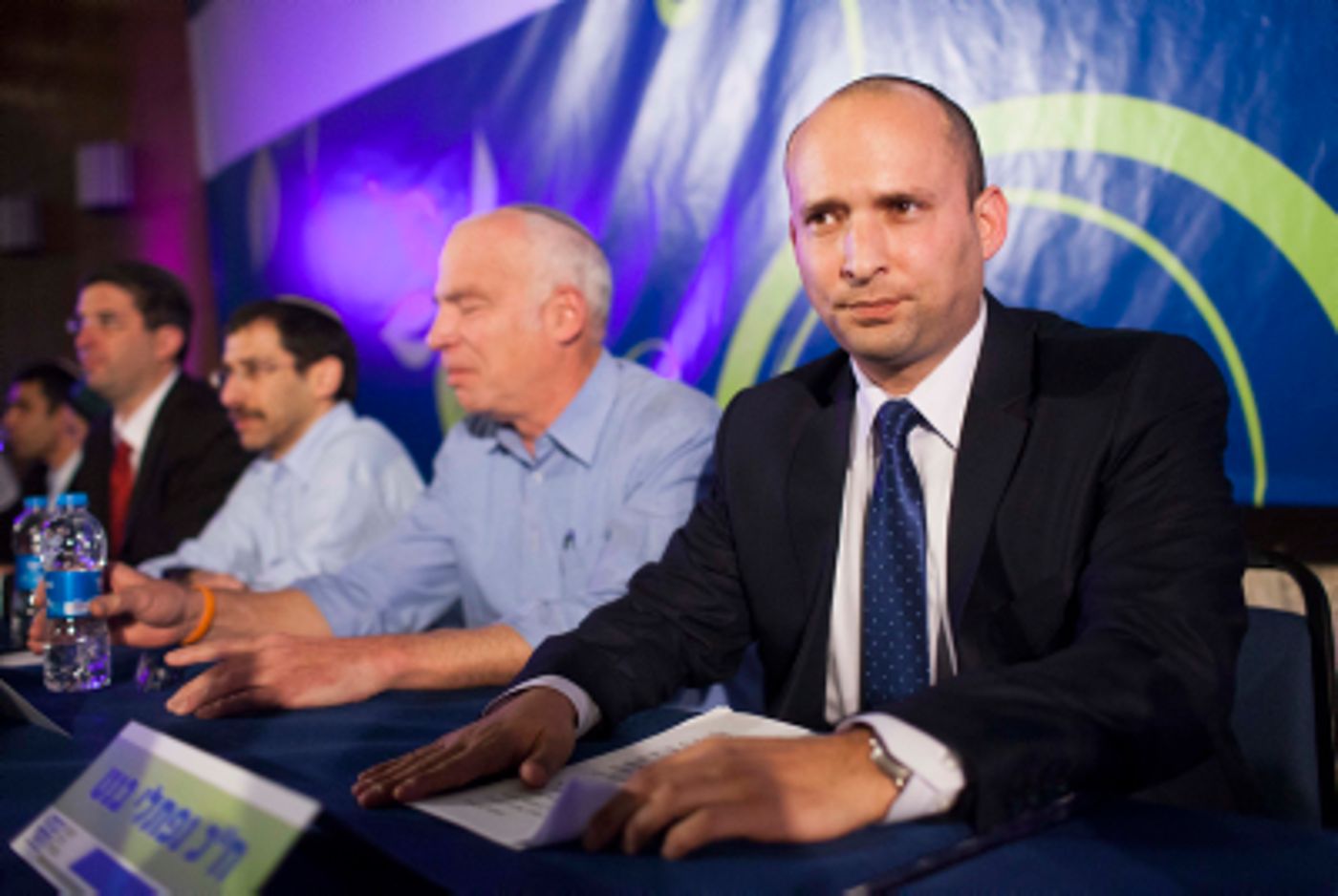 דיווח: בנט שר התמ"ת; אריאל בשיכון; הרב בן דהן בדתות