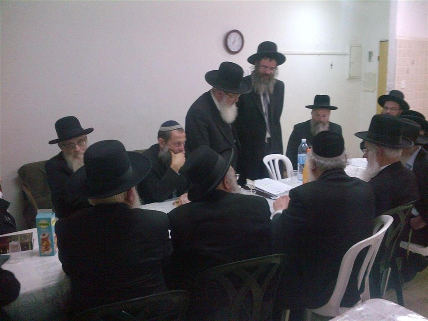 היסטוריה: פגישה משותפת לראשי ישיבות ציוניות וחרדיות