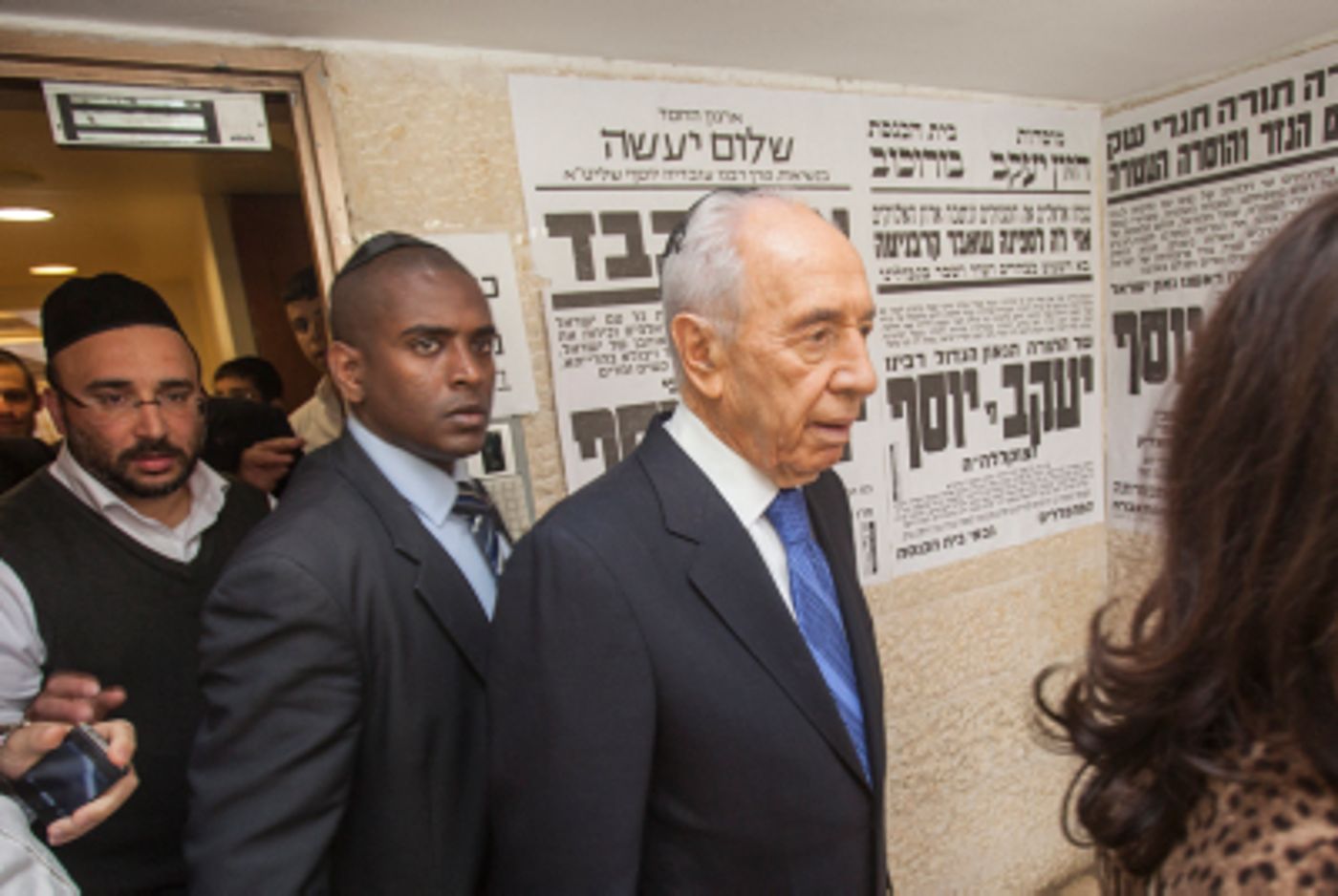 גלרייה: נשיא המדינה מנחם את הרב עובדיה יוסף