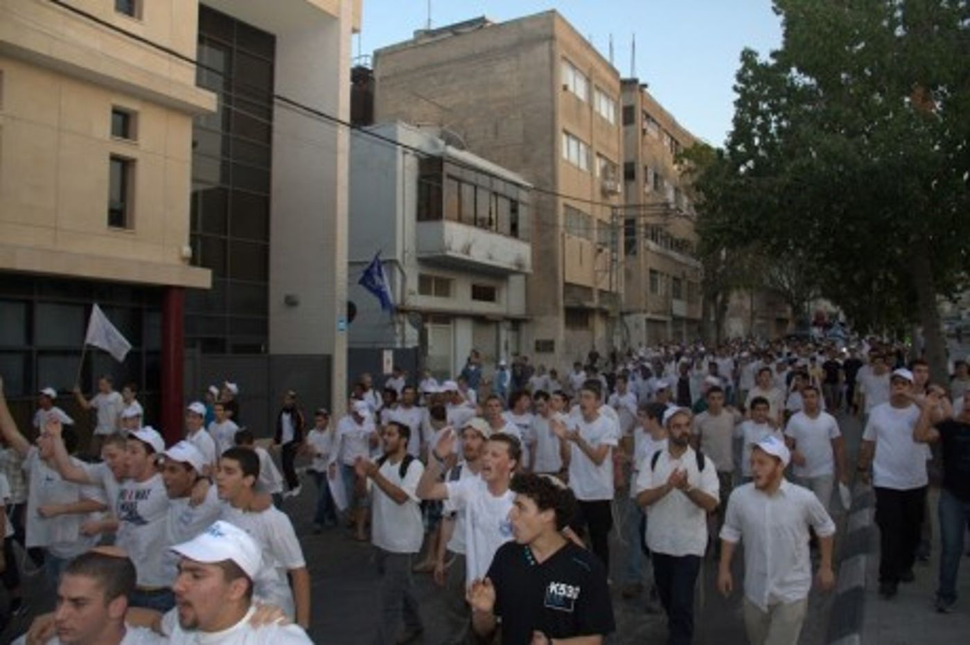 צפו: דרום תל אביב התחברה לירושלים בריקודגלים המוני