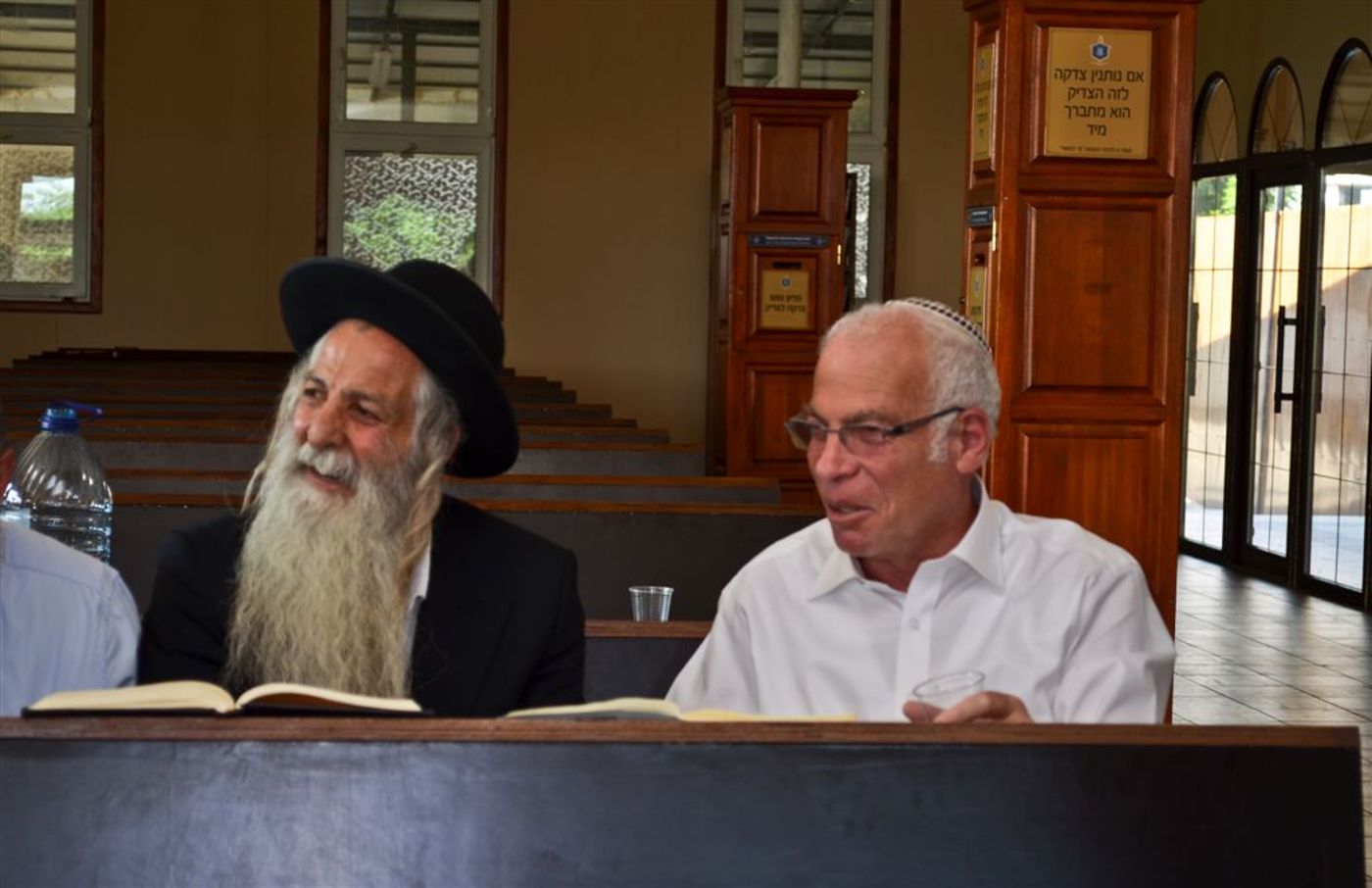 צפו: שר השיכון אריאל בציונו של רבי נחמן מברסלב