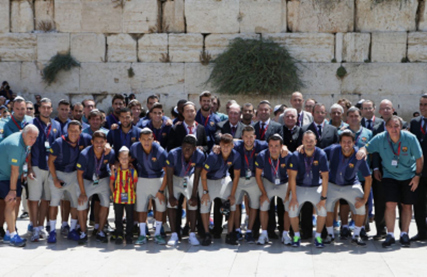 נוסח ספרד: שחקני ברצלונה הגיעו לתפילה בכותל המערבי