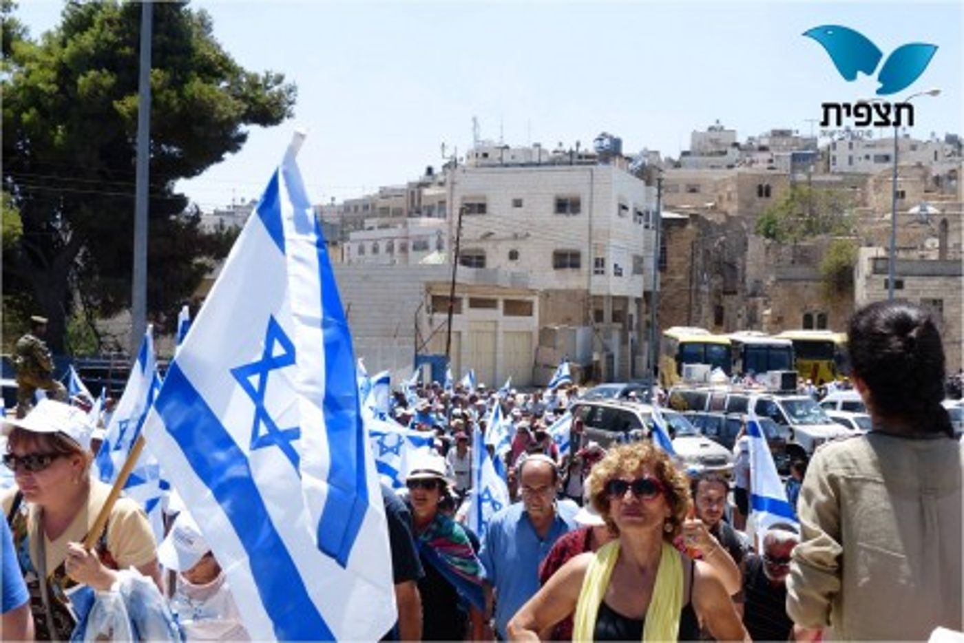 ערב ראש חודש אלול: אלפי אנשים עלו למערת המכפלה