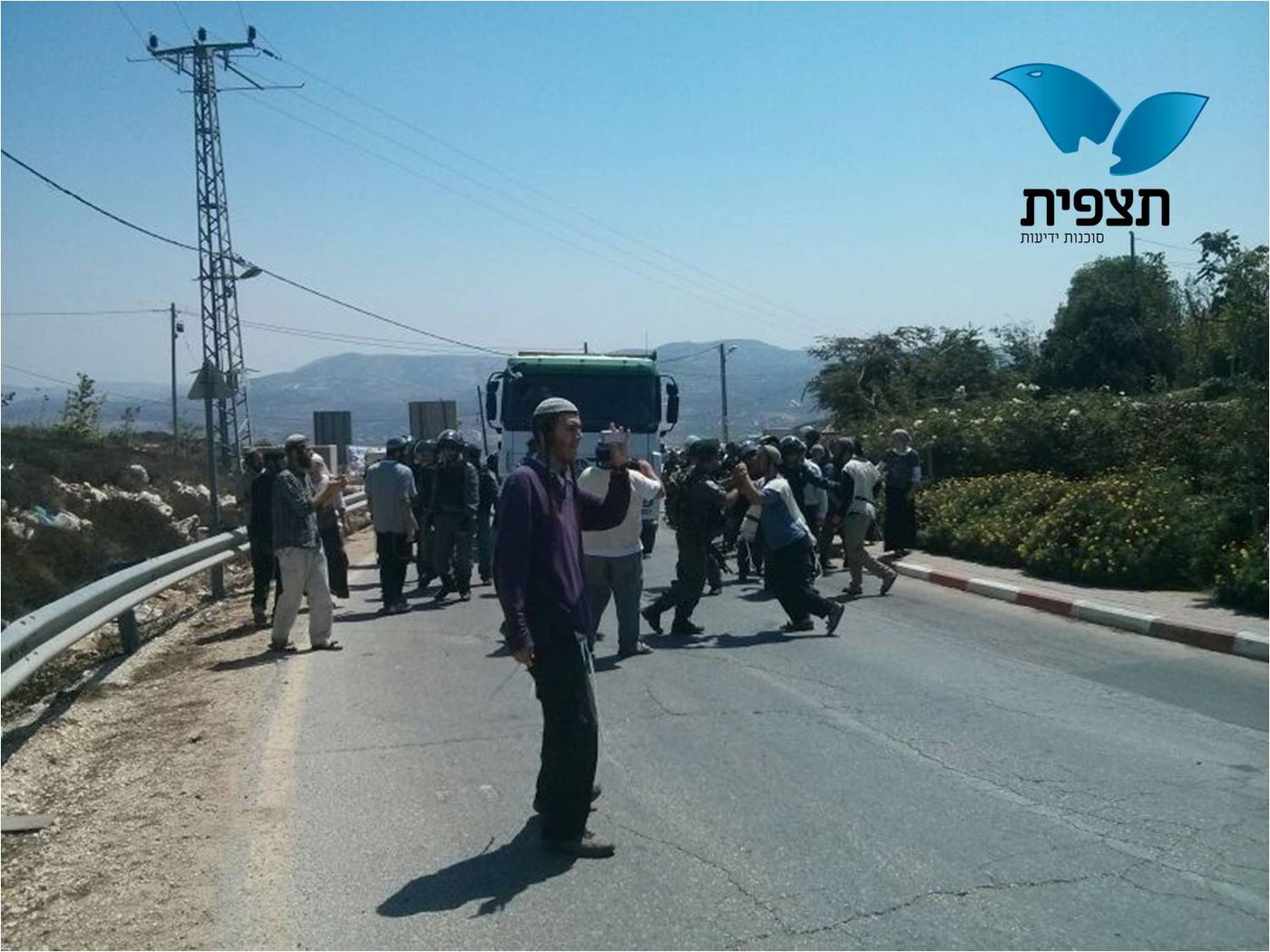 עימותים ביצהר: הצבא מתעקש להכניס ערבים לישוב