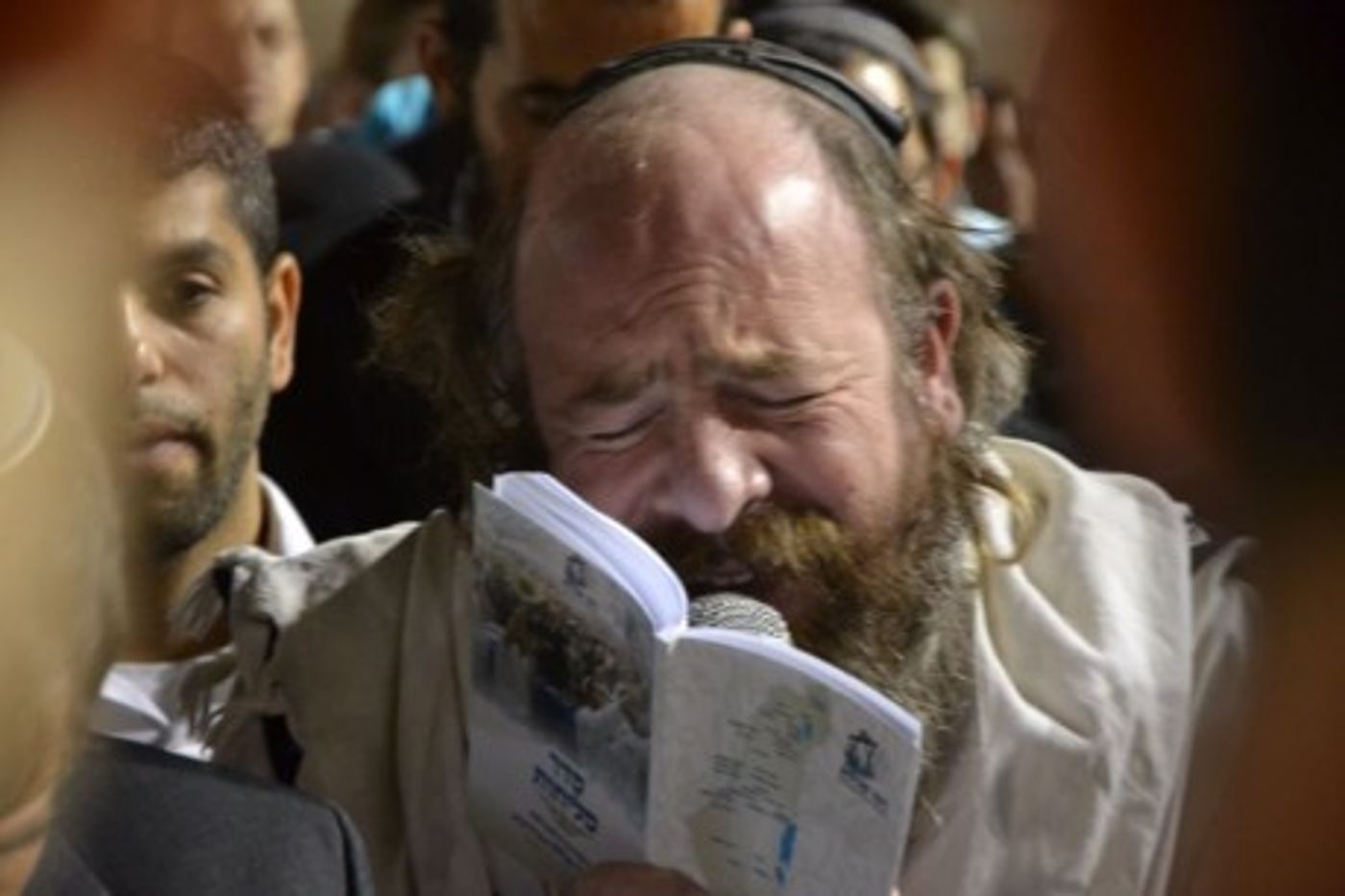 גלריית ענק: עשרים אלף איש בסליחות בכותל המערבי