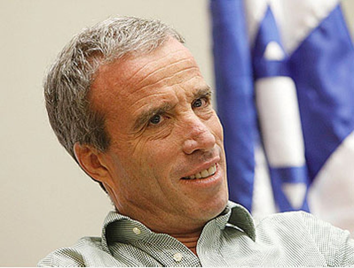 שטרן פונה לשקד: "הסירו את הוטו על חוק שטרן"