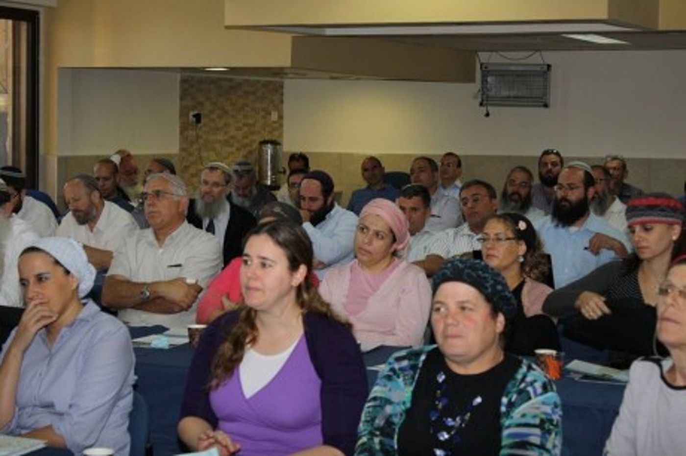 הרב דרוקמן: "צריך לחנך את ילדינו להיות בני אדם"