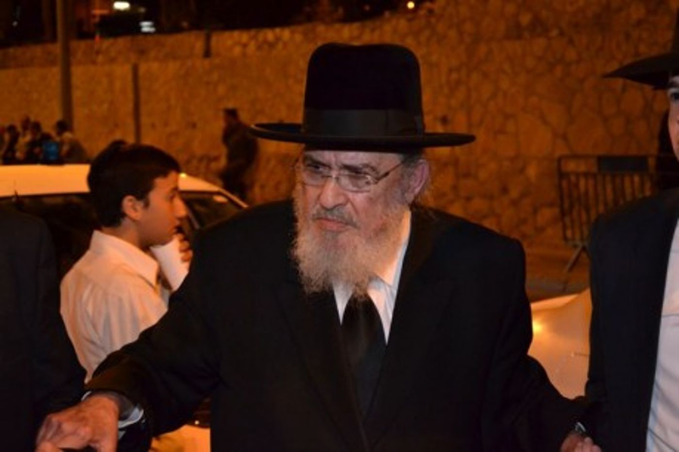 עשרות אלפים באזכרה במלאות שבעה לפטירת הרב עובדיה יוסף זצ"ל