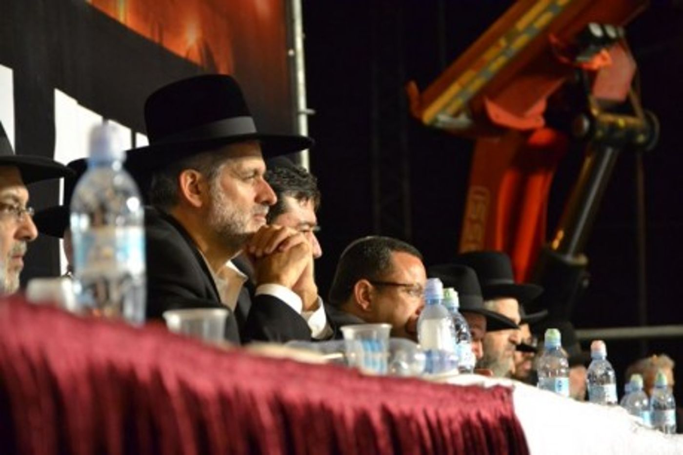 עשרות אלפים באזכרה במלאות שבעה לפטירת הרב עובדיה יוסף זצ"ל