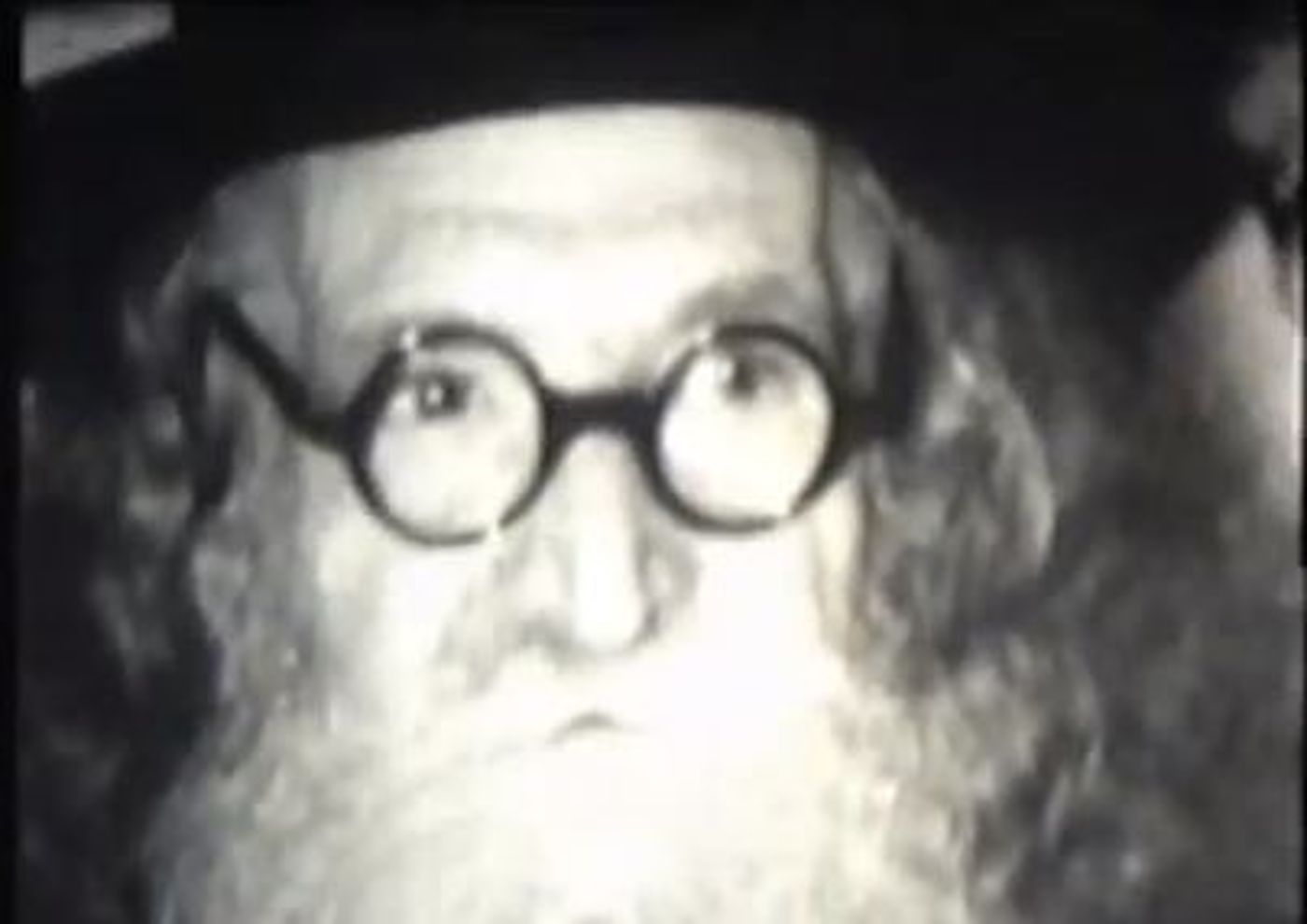 הרב הנזיר זצ"ל. מתלמידיו המובהקים של הרב קוק