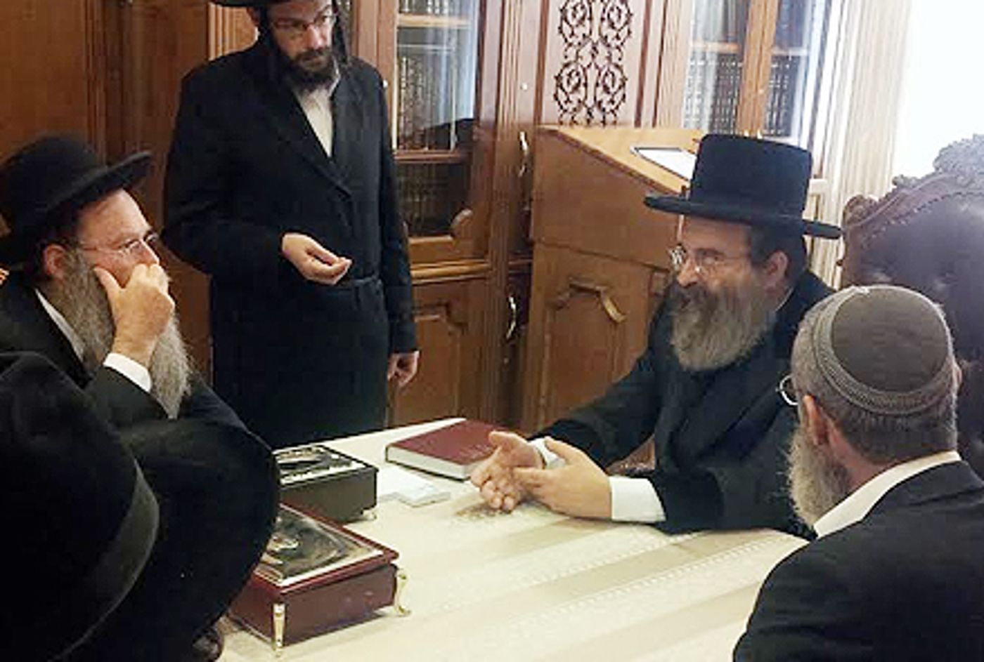 האדמו"ר מסדיגורא לרבני השומרון: "האחדות חשובה ביותר"