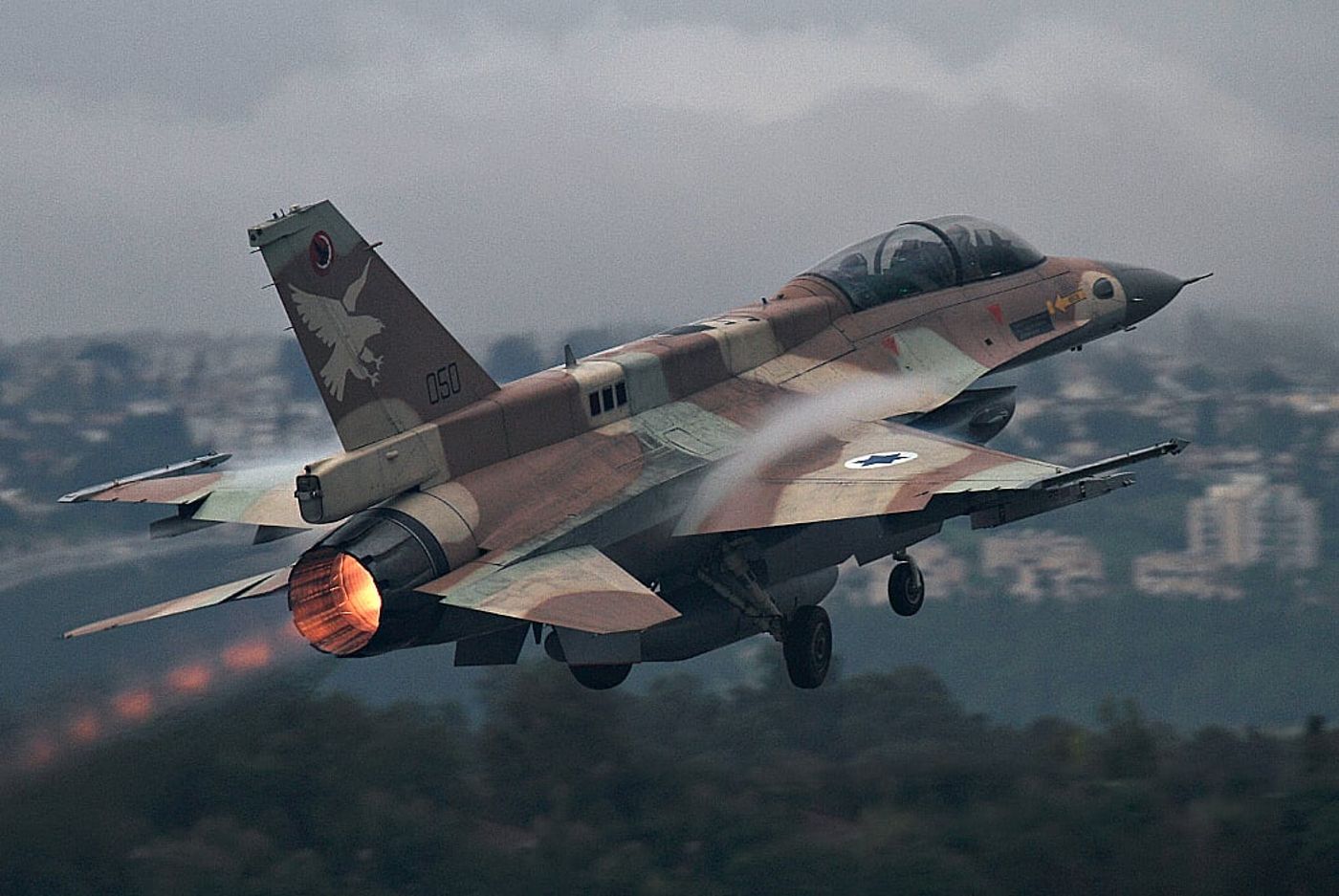 בעקבות ירי הרקטות לדרום הארץ: חיל האוויר תקף בעזה