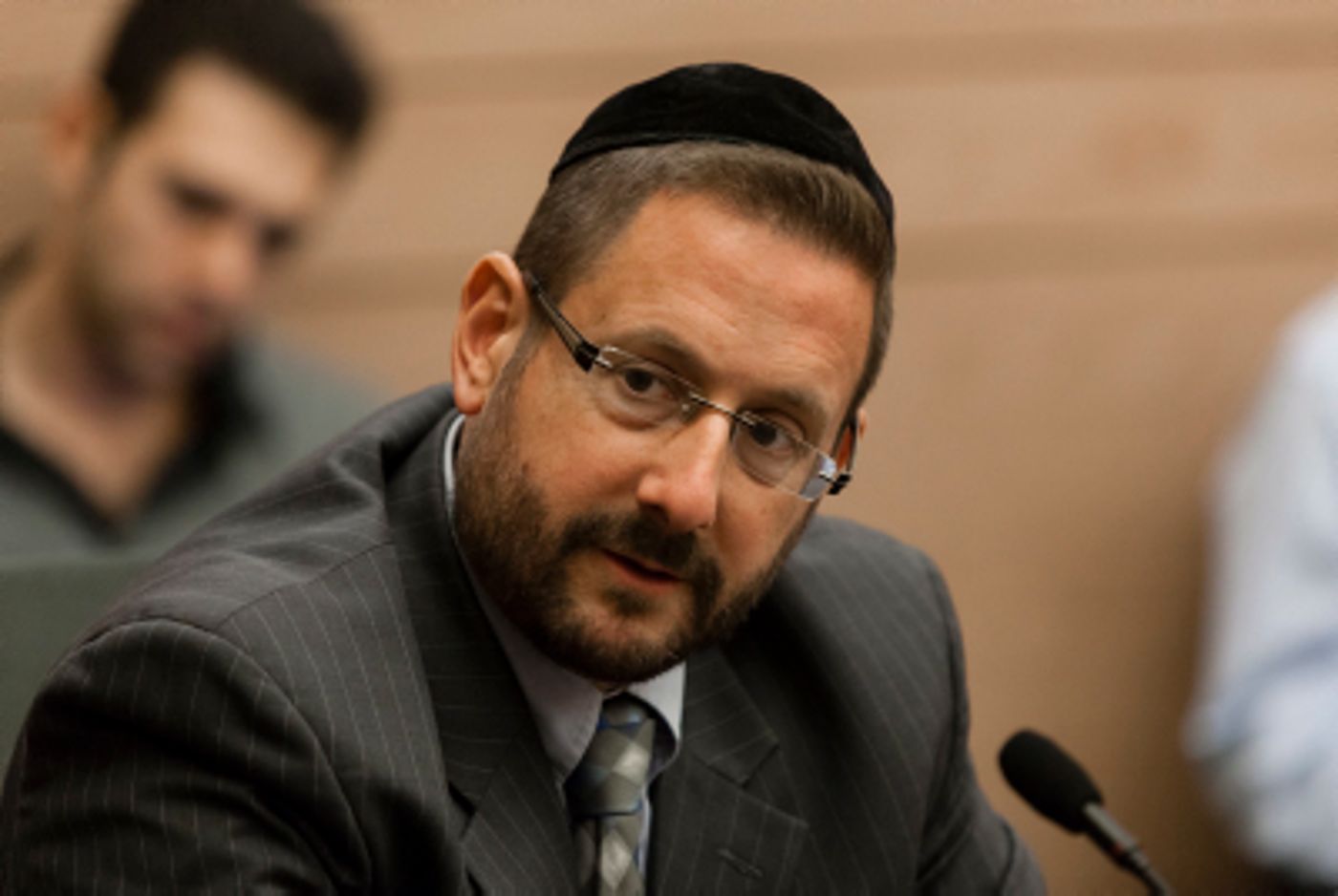 "אחוז גבוה מתלמידי הישיבות לא לומדים יום ולילה"