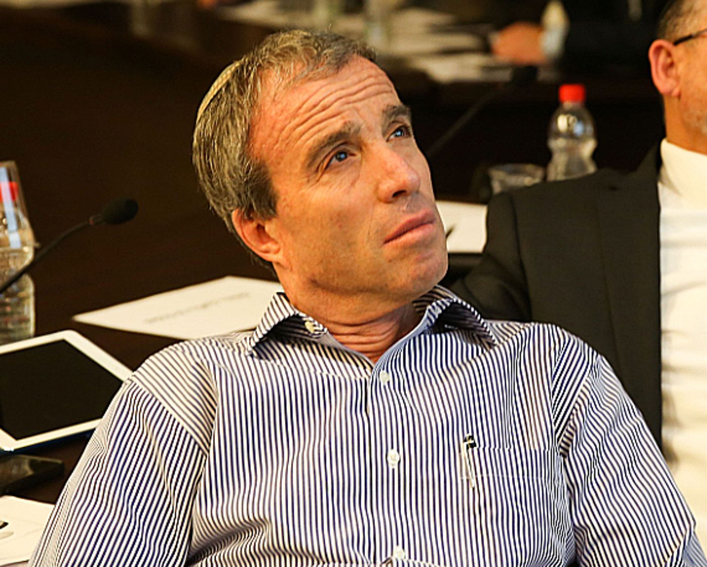 ביזיון: שטרן קרא לרב שמואל אליהו 'שמוליק'