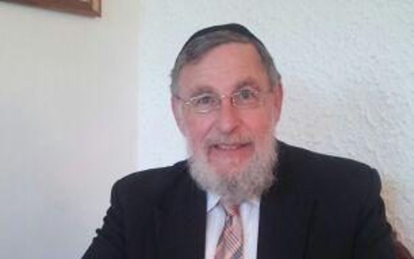 על שופר וסיגרים/ הרב אליעזר שמחה ווייס