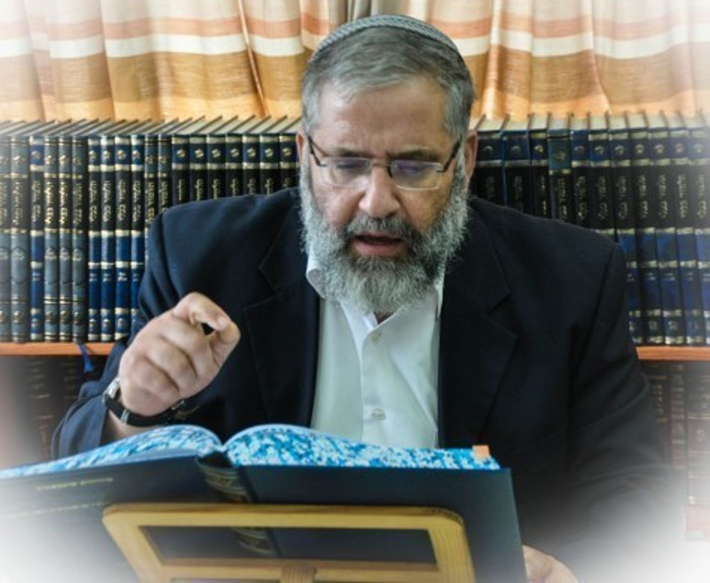 לומדים דף יומי עם הרב אביחי קצין: מסכת ביצה דף יא, להאזנה
